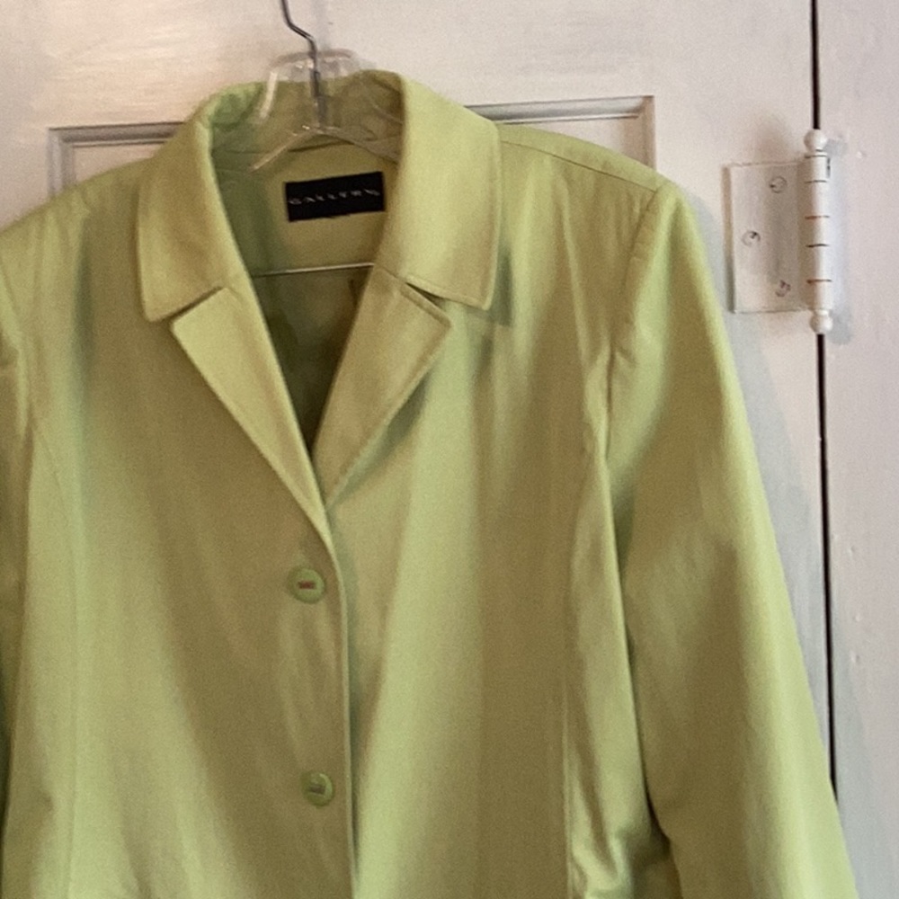 Gallery Coat - Picture 4 of 14